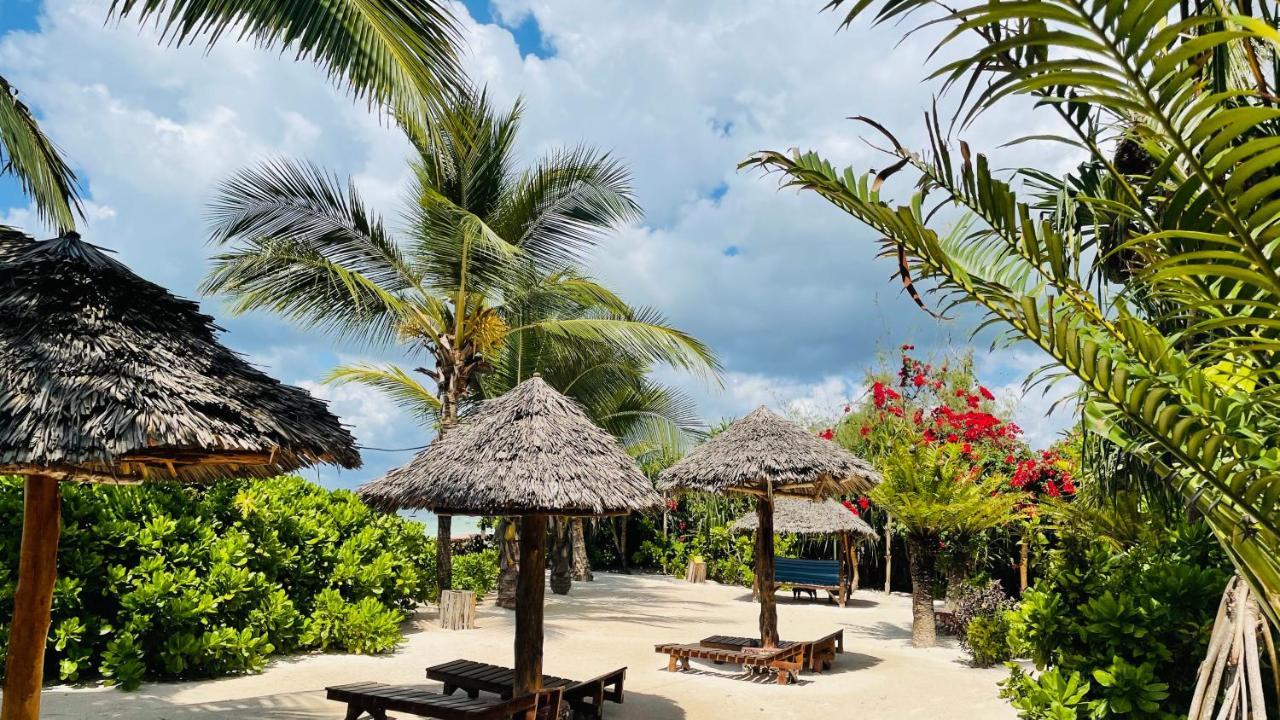 Palumboreef Beach Resort Làng Làng Uroa Ngoại thất bức ảnh
