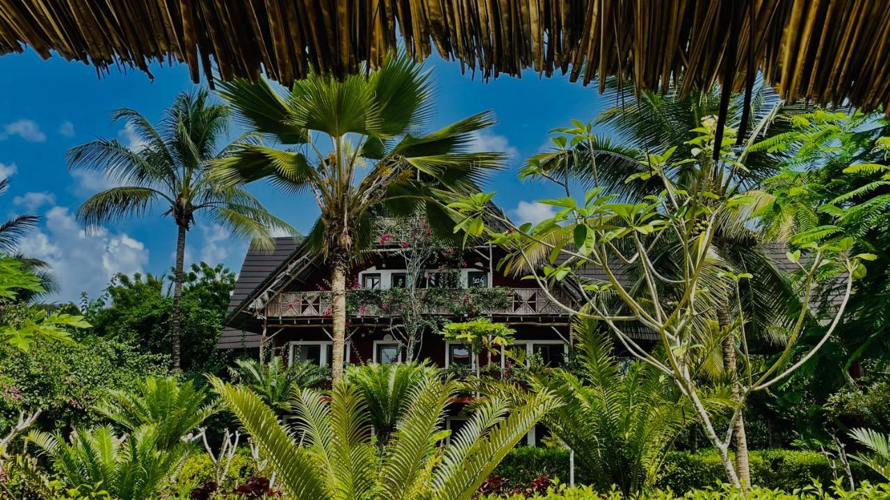 Palumboreef Beach Resort Làng Làng Uroa Ngoại thất bức ảnh