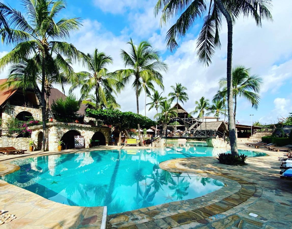 Palumboreef Beach Resort Làng Làng Uroa Ngoại thất bức ảnh