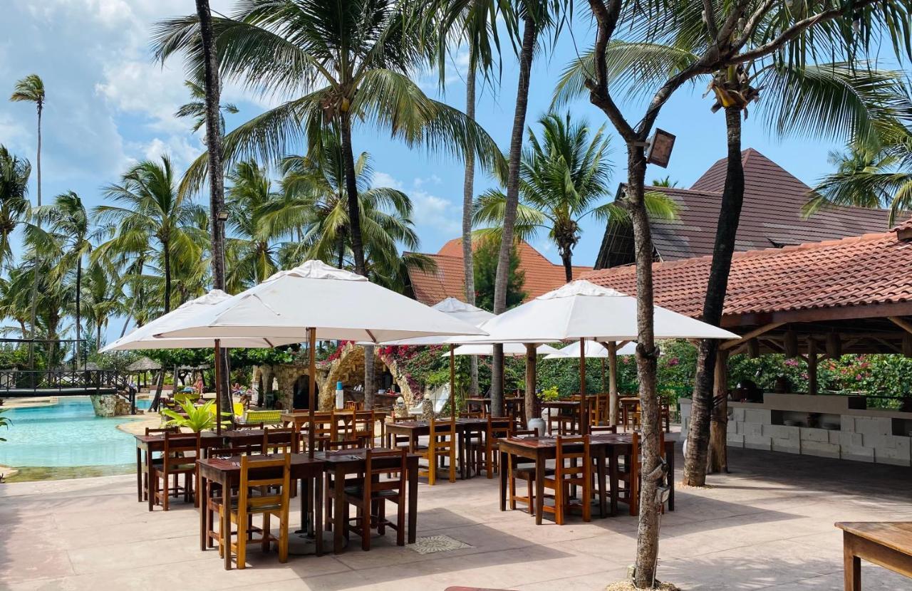 Palumboreef Beach Resort Làng Làng Uroa Ngoại thất bức ảnh